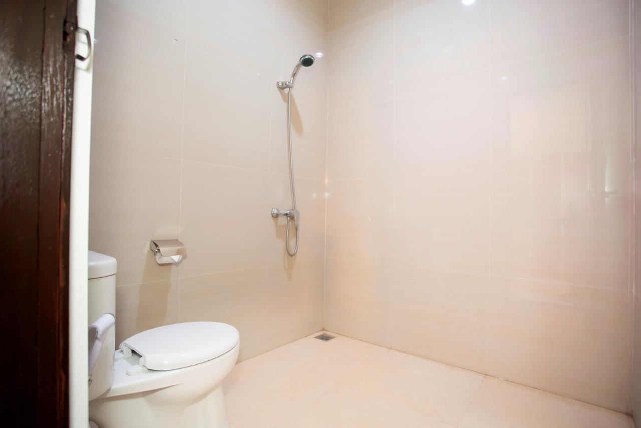 V Canggu Dormitory Стая снимка
