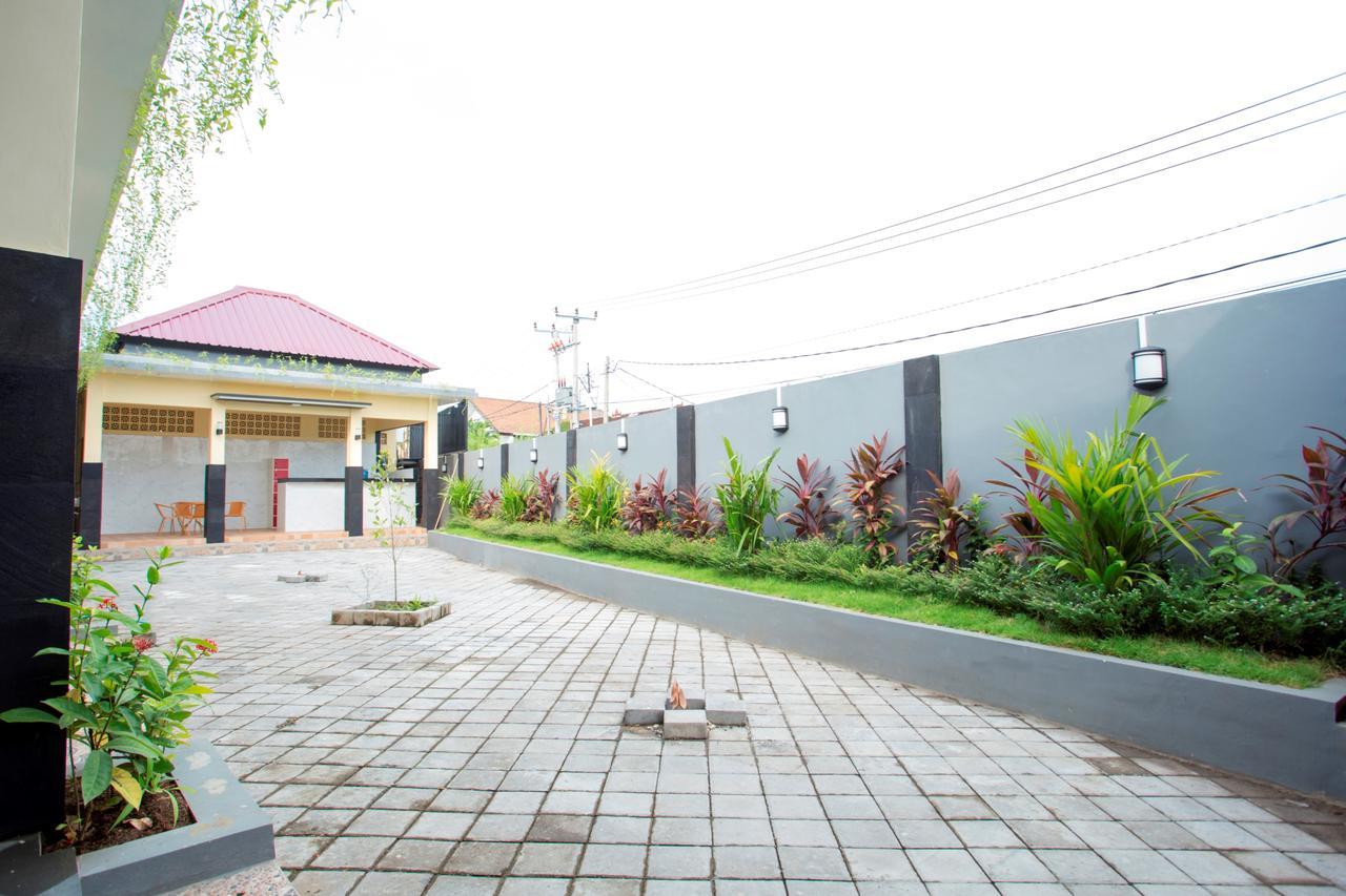 V Canggu Dormitory Екстериор снимка