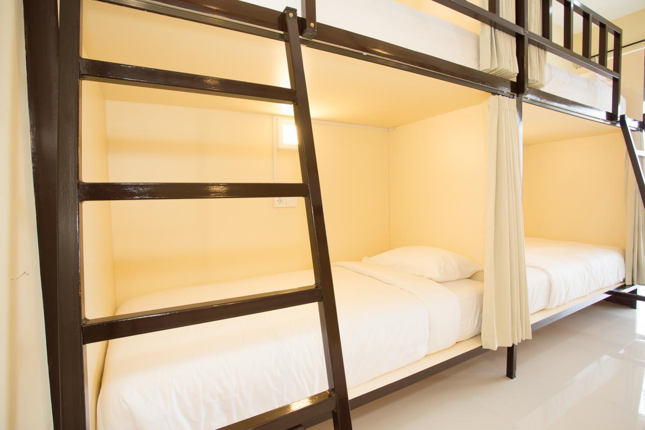 V Canggu Dormitory Екстериор снимка